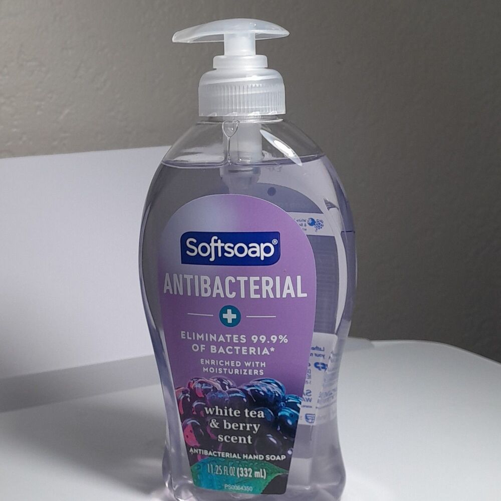 Softsoap Antibacterial Liquid Hand Soap 11.25 fl oz White Tea & Berry Scent
